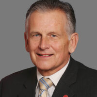 COM_PHO_OFFICIAL-Sen-Smith-5×7 COM_PHO_OFFICIAL-Sen-Smith-5×7
